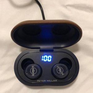 Peter Millar wireless head phones limited never used out of the package